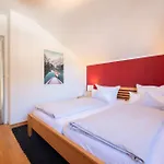 Am Kreuzjoch جارمش بارتنكيرشن